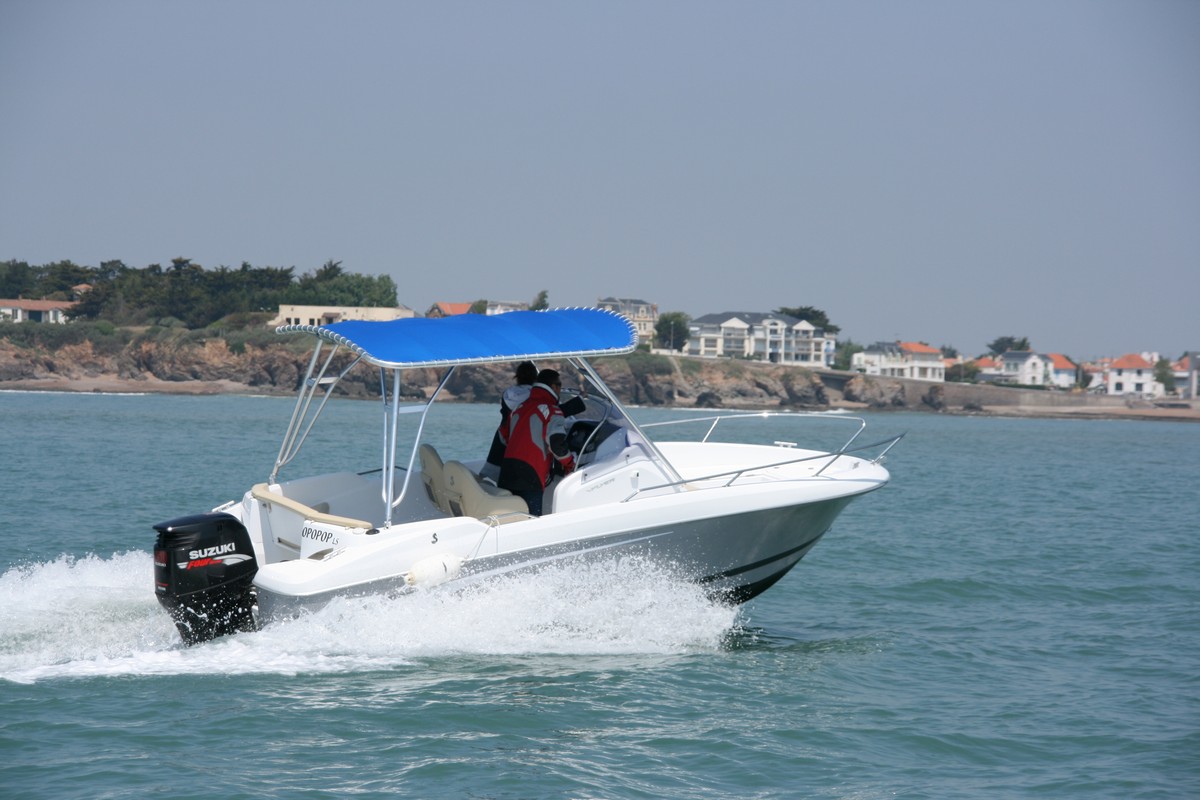SunTop installed on recreational boat